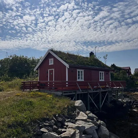 Nyaraló Charming In Henningsvær